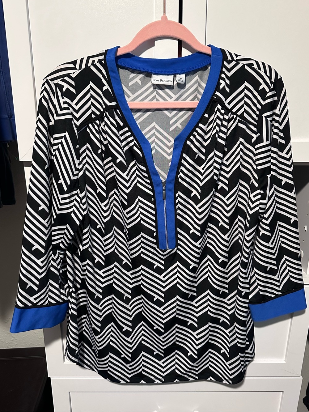 Kim Rogers Geometric Zip Neck Top Size XL Black White Cobalt Blue 3/4 Sleeve